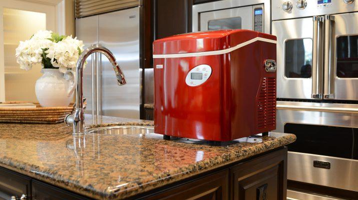 How Do Countertop Ice Makers Work?  