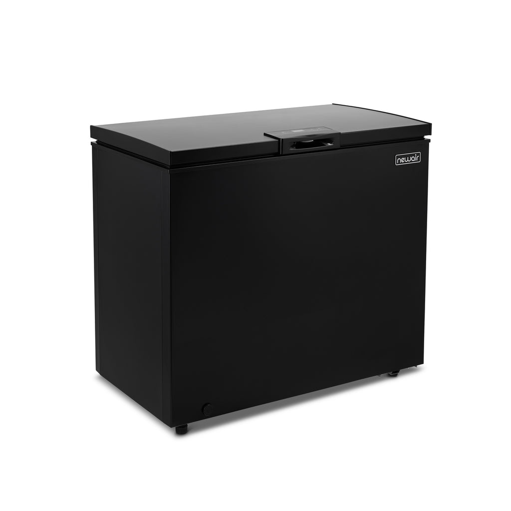 NewAir 7.0 Cu. Ft. Compact Chest Freezer in Black Newair