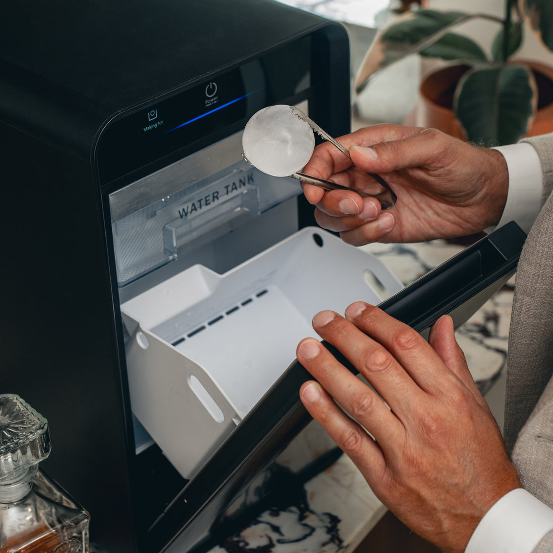 Whiskey Ice Ball Maker