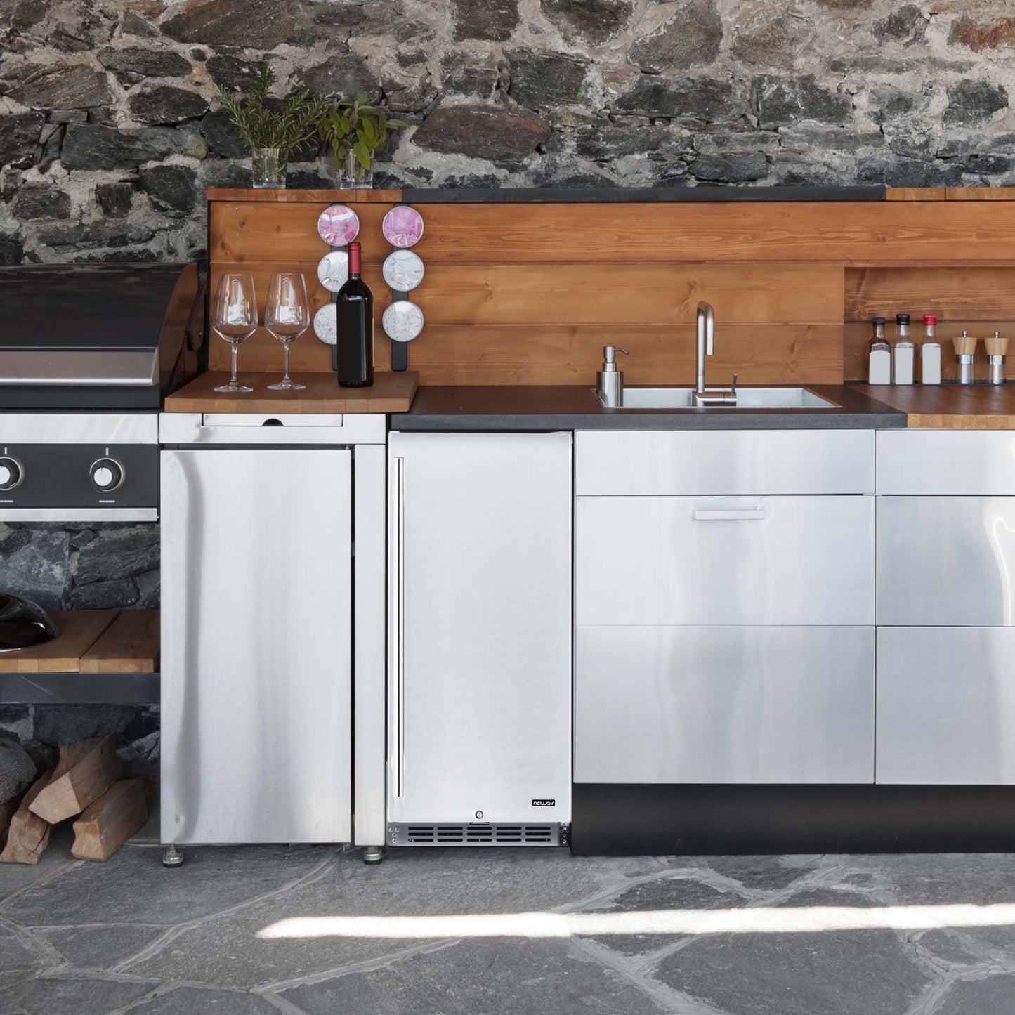 Newair® 90-Can Built-In/Freestanding Outdoor Beverage Fridge - 15"